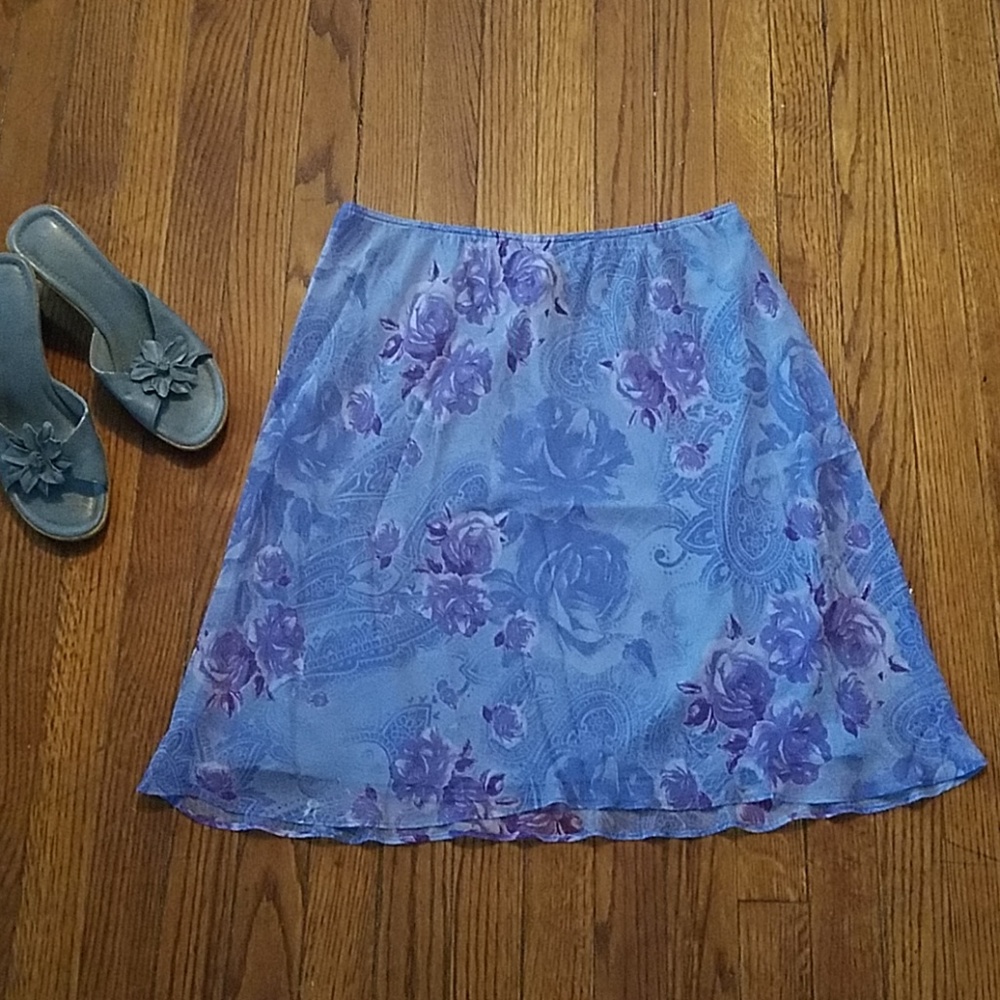 Flirty Little Skirt 16